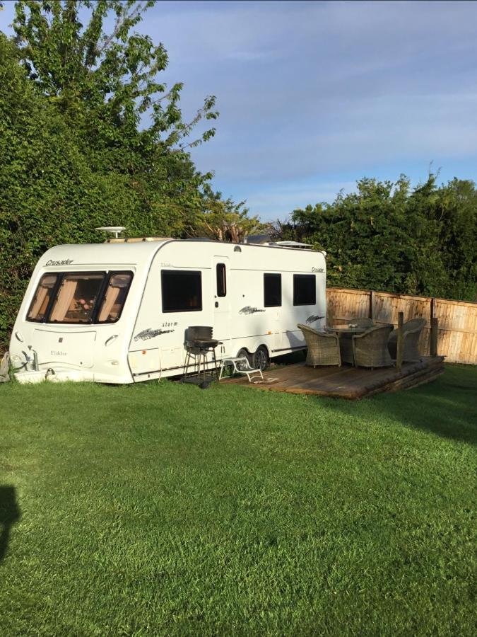 Self Contained Holiday Home Caravan Коршем Екстер'єр фото